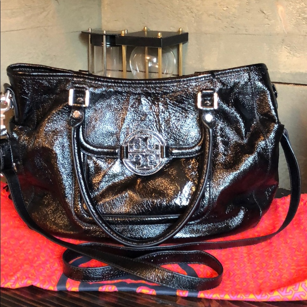 Tory Burch Amanda Hobo bag
